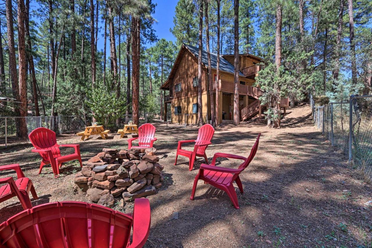 Strawberry Cabin With 2-Story Deck Dogs Welcome! Pine Kültér fotó