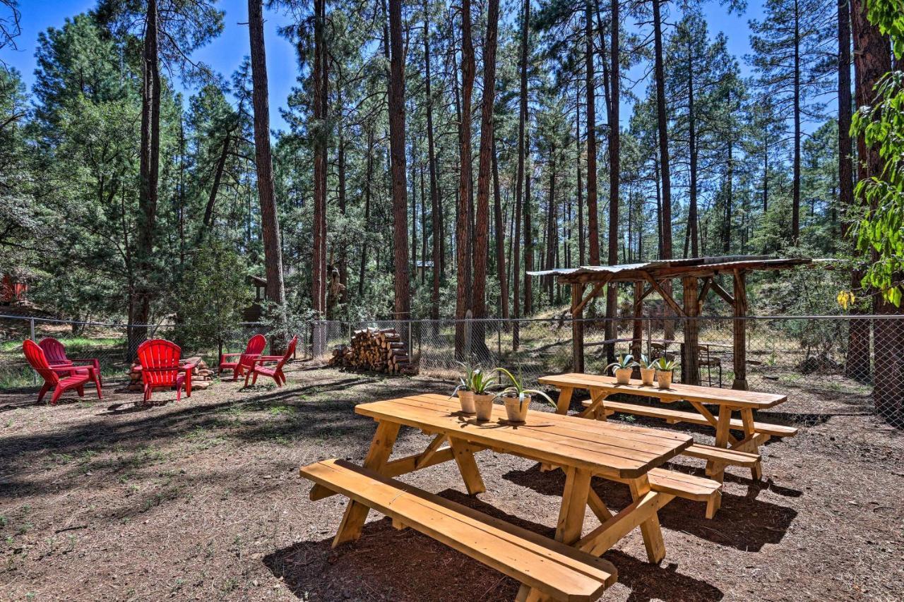 Strawberry Cabin With 2-Story Deck Dogs Welcome! Pine Kültér fotó